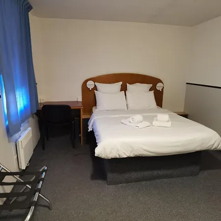 Szálloda Quick Palace