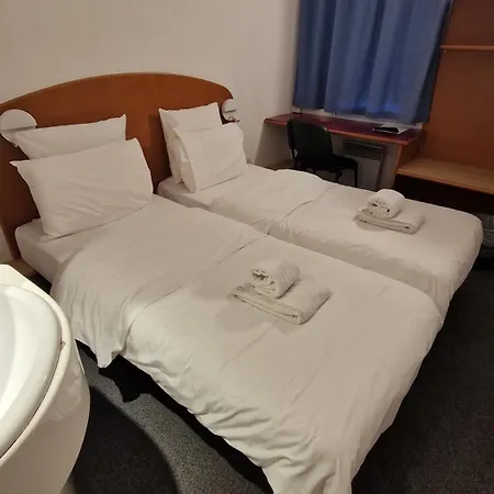 埃皮纳勒快克宫殿酒店