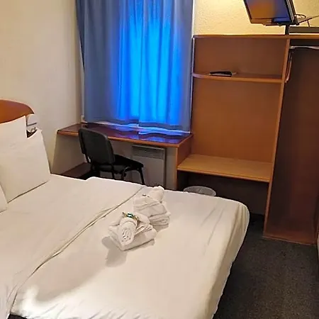 Quick Palace فندق إبينال